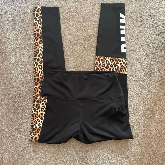 PINK Victoria's Secret Pants - Pink Victoria’s Secret Ultimate Leggings Cheetah sz Small NWOT